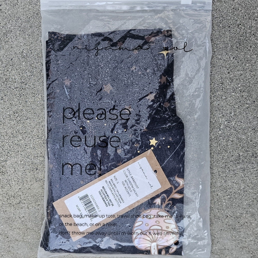 NWT NIYAMA SOL SHROOM GALAXY LEGGINGS, GOLD FOIL, GALAXY, CELESTIAL, STARS SMALL - Picture 10 of 10